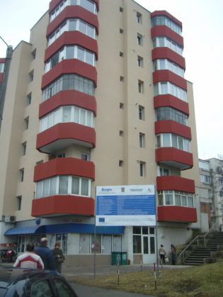 BRAŞOV. Fonduri europene pentru reabilitarea blocurilor. Vezi condiţiile! 4 bloc5_207472.jpg