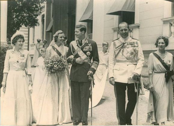 regele mihai 9_206385.jpg