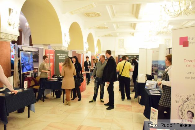 targ locuri de munca 1_206814.JPG