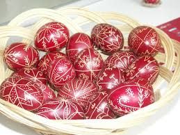 Legendele creștine explică de ce vopsim ouăle de Paști 5 ouaincondeiaterosii.jpeg