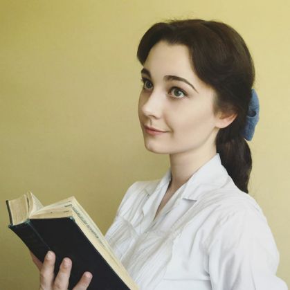 O adolescentă a intrat în pielea unor celebrităţi 3 annelies-maria-francine-34-573976bb9d7dd__700_212227.jpg