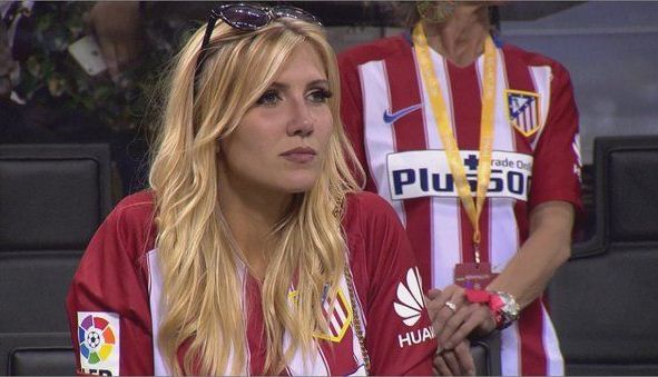 Cel mai „FIERBINTE” sărut din istoria fotbalului!!! 2 carrasco_2.jpg