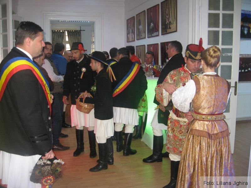 BRAŞOV. Junii şi-au inaugurat noul sediu împodobit 6 img-9432.jpg