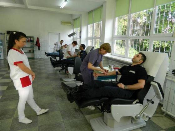jandarmi donare de sange2_213376.jpg