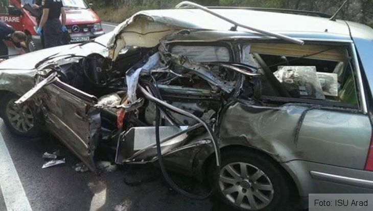 Cetăţean maghiar mort într-un accident produs pe DN 7 (FOTO) 2 accident toc_214721.jpg