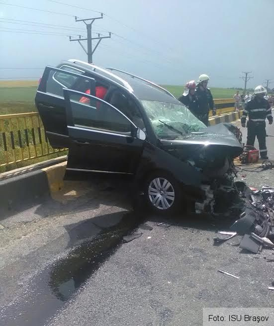 Update. BRAŞOV. Una dintre victimele accidentului de pe DN 1 este resuscitată! A fost solicitat un elicopter SMURD! 4 accidentdridif5.jpg