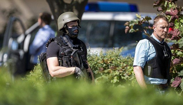 Update. Atacatorul de la cinematograful din Germania a fost împuşcat mortal 3 atacarmatgermania4.jpg