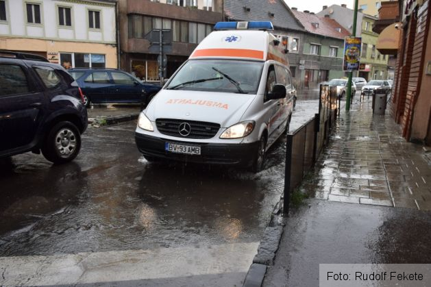 ploaie rupere de nori 03_215560.JPG