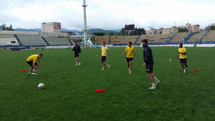 FC BRAȘOV. Un nigerian se antrenează cu „stegarii”. Opt jucători au fost la ședința de pregătire de astăzi 2 antrenament2_217040.jpg