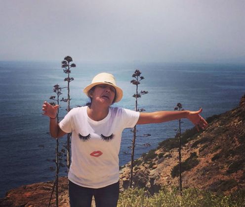 funny-honeymoon-photography-without-husband-huma-mobin-7_216