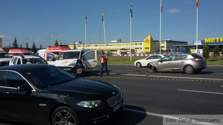 BRAŞOV. Accident cu 5 victime pe Calea Bucureşti 3 IMG-20160804-WA0002_218434.jpg