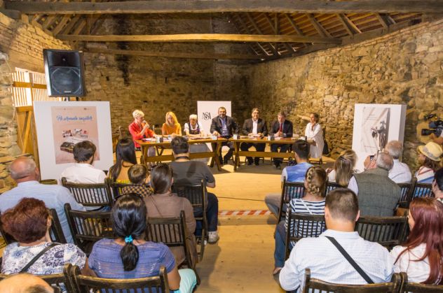 Ziua 5_Crit_imagine conferinta__219257.jpg