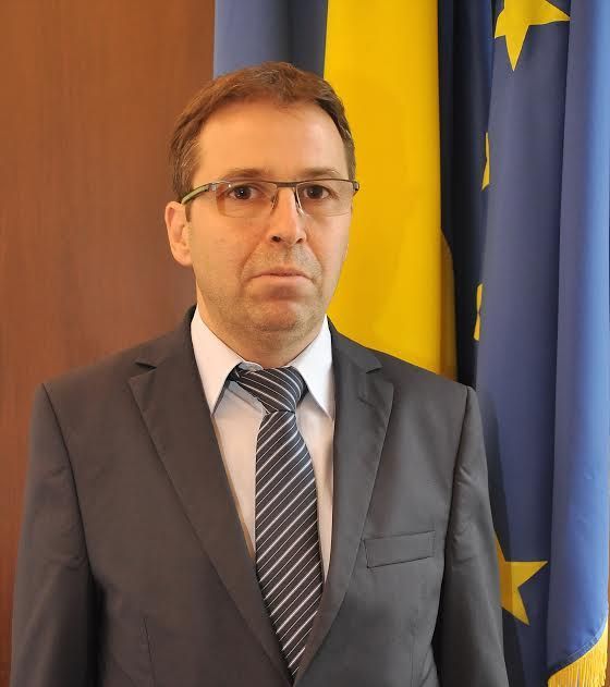 BRAȘOV. Siguranța sporită în școli, prioritatea zero a prefectului 2 prefectul_2.jpg