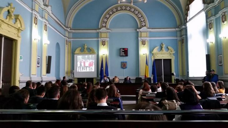 BRAȘOVUL este în zona de risc mediu în privința consumului de droguri 2 ANTIDROG_223686.jpg