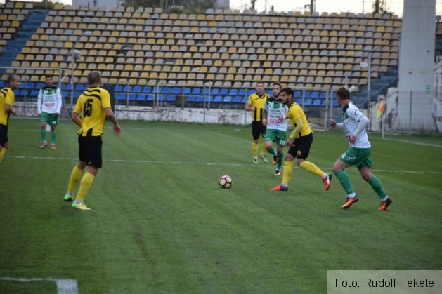 fotbalFCBrasovForestaSuceava06_223547.JPG