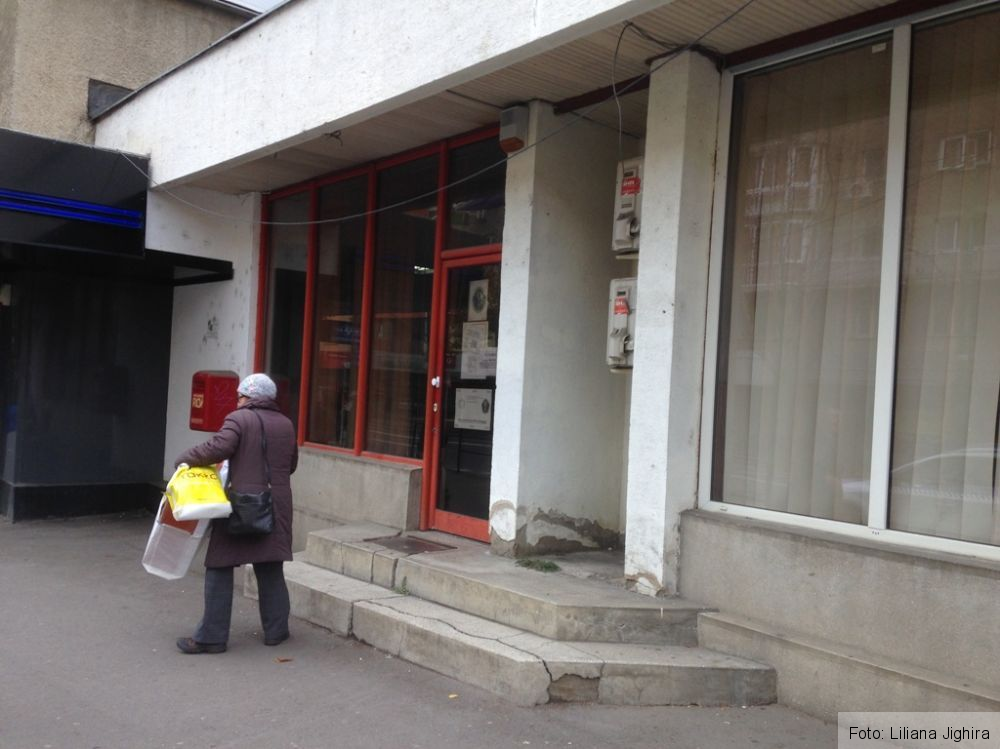 BRAŞOV. Poştaşii continuă greva; prin „solidaritate” e închis şi Biroul Vamal 5 img-2727.jpg