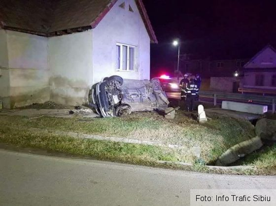 BRAȘOV. Patru oameni au murit încarcerați, într-o mașină, în județul Sibiu (FOTO) 3 morti sibiu_225249.jpg