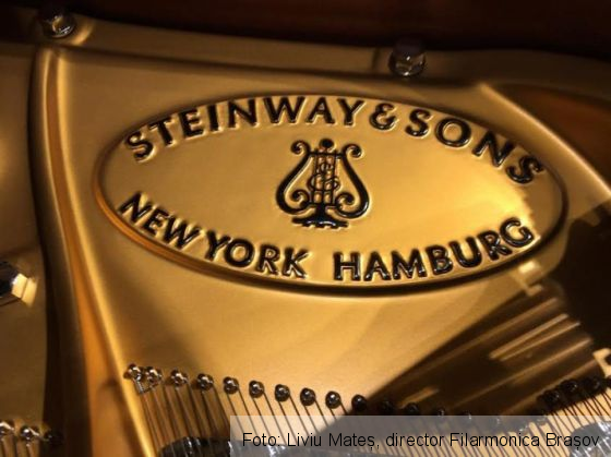 pian filarmonica 5_224802.jpg