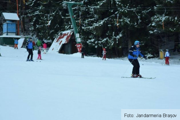 BRAȘOV. Peste 160 de jandarmi vor fi la datorie, de Crăciun (FOTO) 5 15622735_1220492014701167_8816067281004726096_n_228236.jpg
