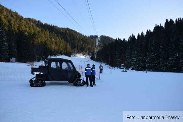 BRAȘOV. Peste 160 de jandarmi vor fi la datorie, de Crăciun (FOTO) 4 15665442_1220491851367850_1590928232774811177_n_228235.jpg