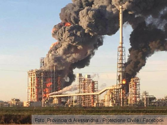 explozie italia 4_226542.jpg