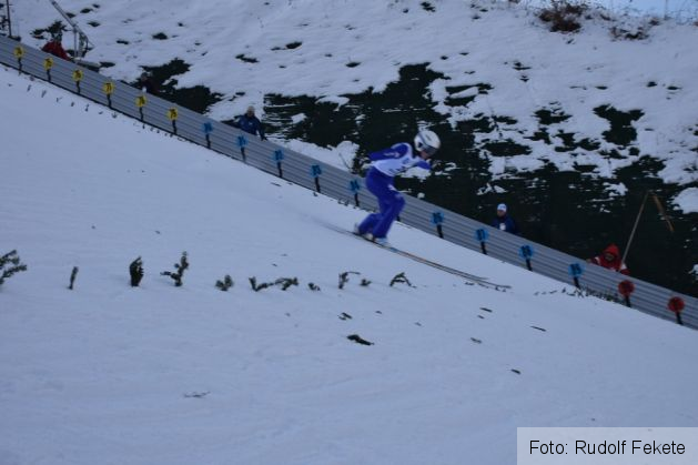 rasnovworldcupladiesskijumping27_229917.JPG