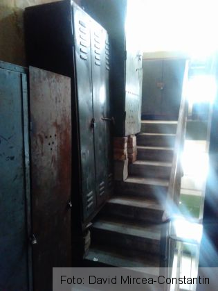 Aşa arată ieşirea de URGENŢĂ a unui imobil din Centrul Braşovului! 7 IMG_20170131_142852_230370.jpg