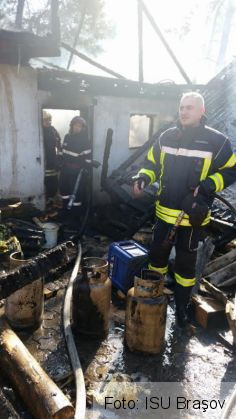 incendiu bradet 2_231590.jpg