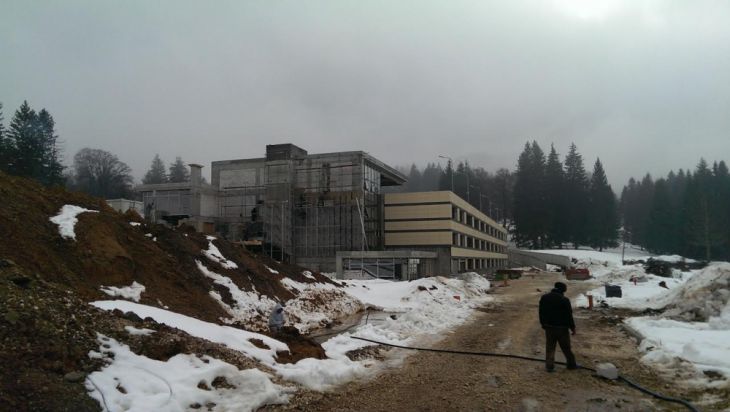 BRAȘOV. Parcarea multietajată din Poiana Mică ar putea fi gata până la finalul lunii (FOTO) 3 unnamed (2)_231150.jpg