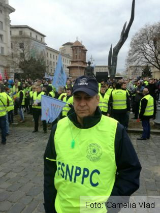 BRAȘOV. Protestele polițiștilor s-au încheiat, dar vor fi reluate dacă nu le vor fi rezolvate revendicările 2 IMG-20170325-WA0000_233291.jpg