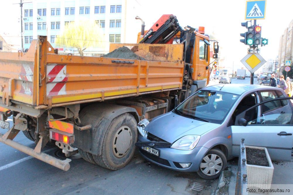 accidentfagaras_2.jpg