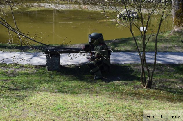 BRAŞOV. Mobilizare generală la Castelul Bran din cauza unei alerte cu bombă 7 IMG-20170410-WA0011_234157.jpg