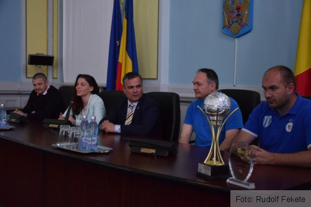 baschetolimpiafelicitari (6)_234993.JPG