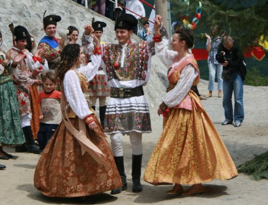 Juni Joc stramosesc Cacova1_235806.jpg