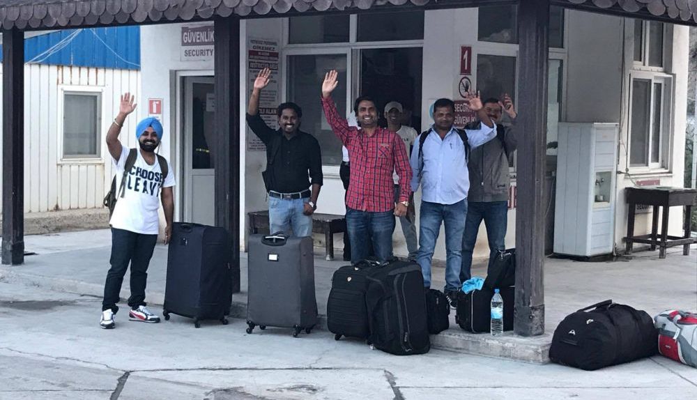 COȘMARUL căpitanului de navă brașovean se apropie de SFÂRȘIT!!! 2 plecare_2.jpg