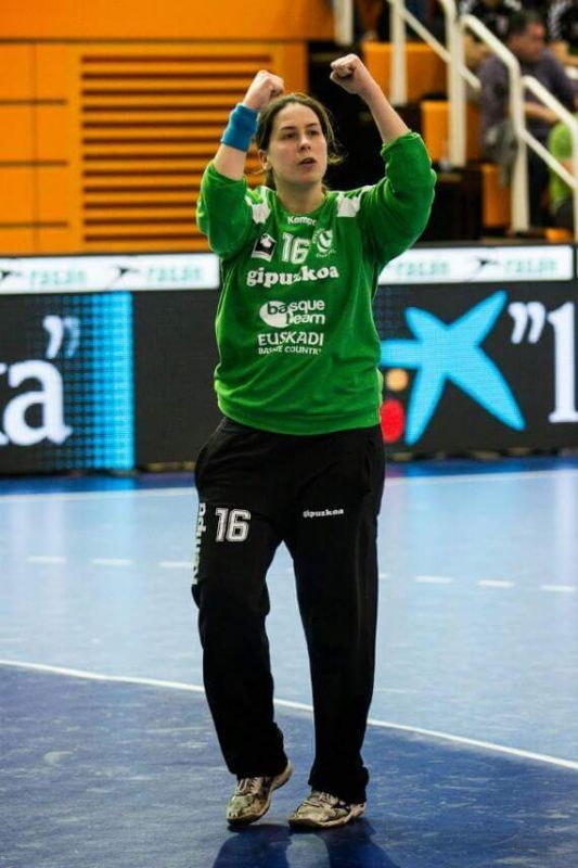 CORONA BRAȘOV. Multe NOUTĂȚI!!! Tratative cu o fostă vicecampioană europeană!!! 2 temprano1.jpg