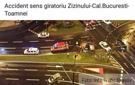 BRAȘOV. Accident în sensul giratoriu de la „Hidro B” (FOTO) 2 accidenthidro3.jpg