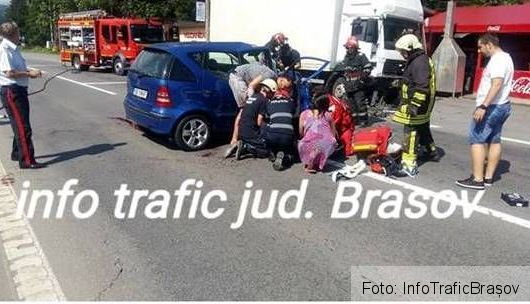 BRAȘOV. Accident grav pe DN1, la ieșirea din Predeal. Două victime, dintre care una încarcerată. O persoană este în stop cardiorespirator - FOTO 2 accidentpredeal_2.jpg