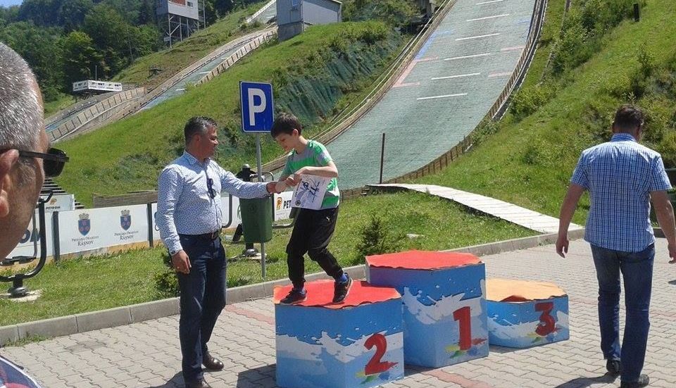 BRAȘOV - RÂȘNOV. Concurs internațional de copii la sărituri cu schiurile!!! (GALERIE FOTO) 9 concurs9.jpg