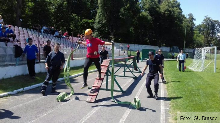 pompieri concurs 3_237421.jpg