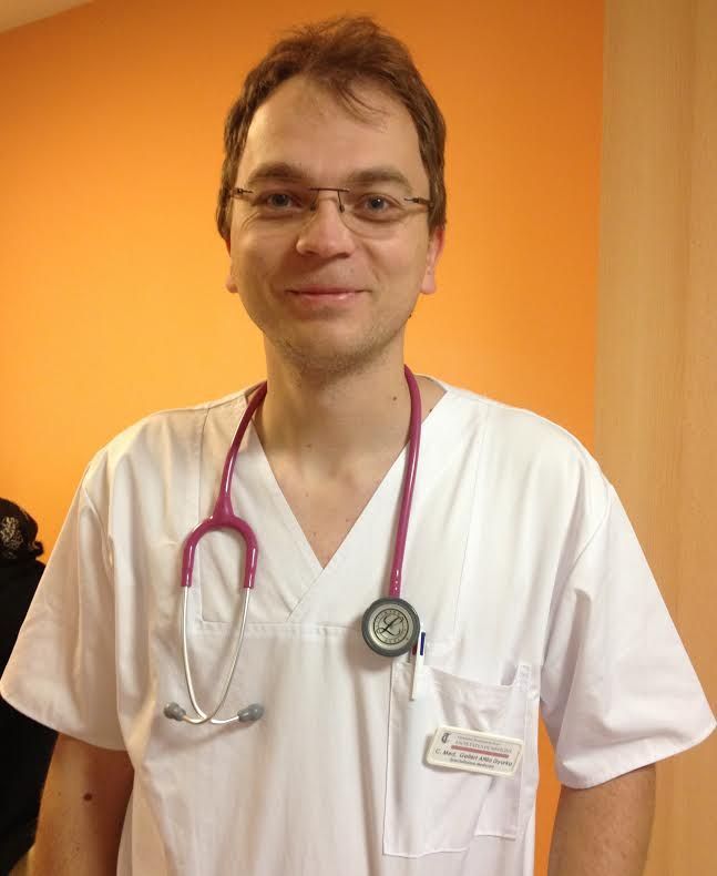 BRAȘOV. Cei mai buni studenți au fost premiați 2 studentmedicina.jpg