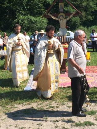 BRAȘOV. Slujbă pe ruinele unei vechi mănăstiri ortodoxe 5 Manastirea-Venetia-2017-2_239088.jpg