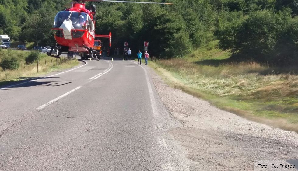 Update. BRAŞOV. Trei oameni au murit, iar trei au fost răniţi în accidentul de pe DN 73 A 2 img-20170802-wa0009.jpg
