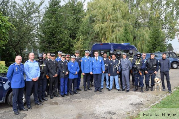 vizita jandarmi 6_241417.jpg