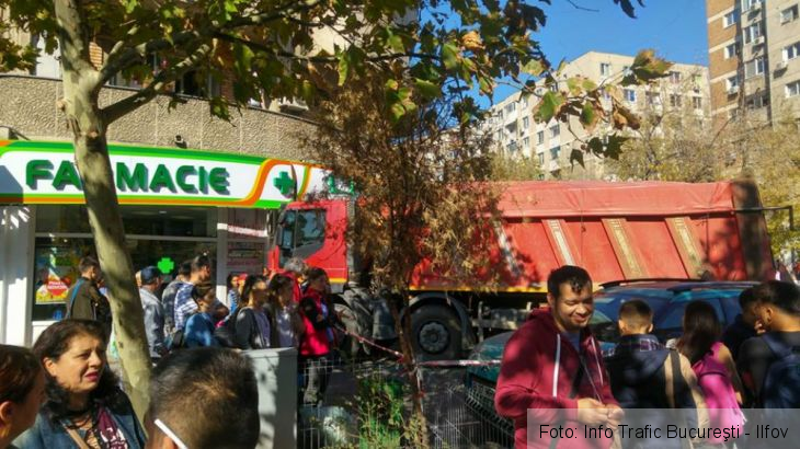 accident bucuresti 2_242556.jpg