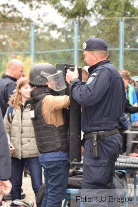 elevi jandarmi 3_242900.jpg