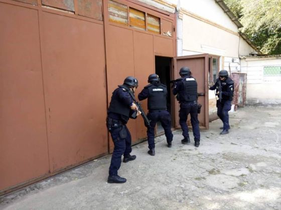 experienta jandarmi 3_242035.jpg