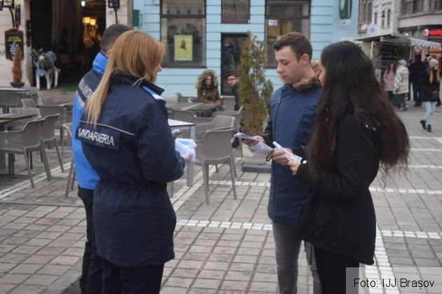 Caravana Jandarmeriei Române a ajuns astăzi la BRAȘOV (FOTO) 4 caravana jandarmi 4_244095.jpg