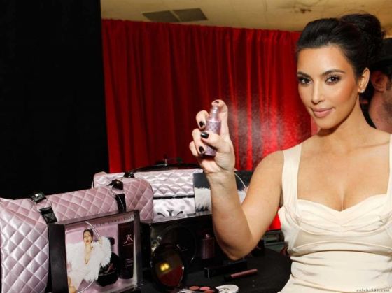 kim kardashian_244317.jpg