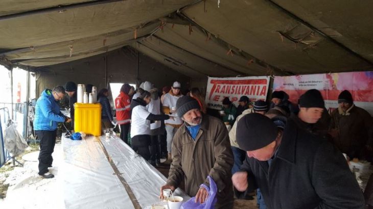 Masa calda (2)_245462.jpg